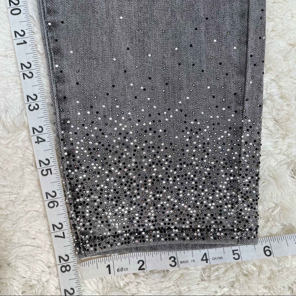 Lane Bryant gray mid rise skinny jeans flex magic waistband diamond stud ankle - Picture 5 of 9